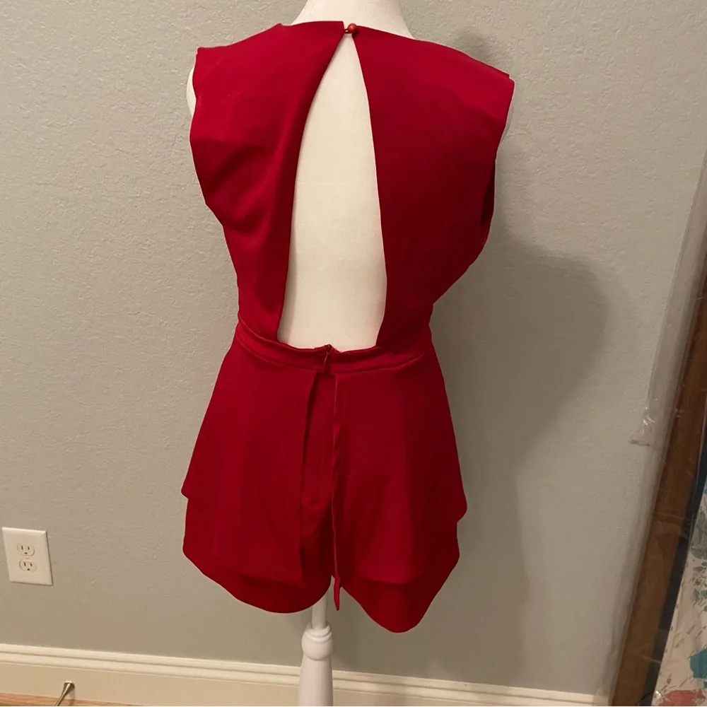 LYANER V Neck Sleeveless Romper Short Jumpsuit - Picture 5 of 6